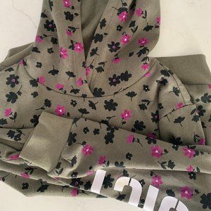 JUICY COUTURE FLORAL CROPPED HOODIE